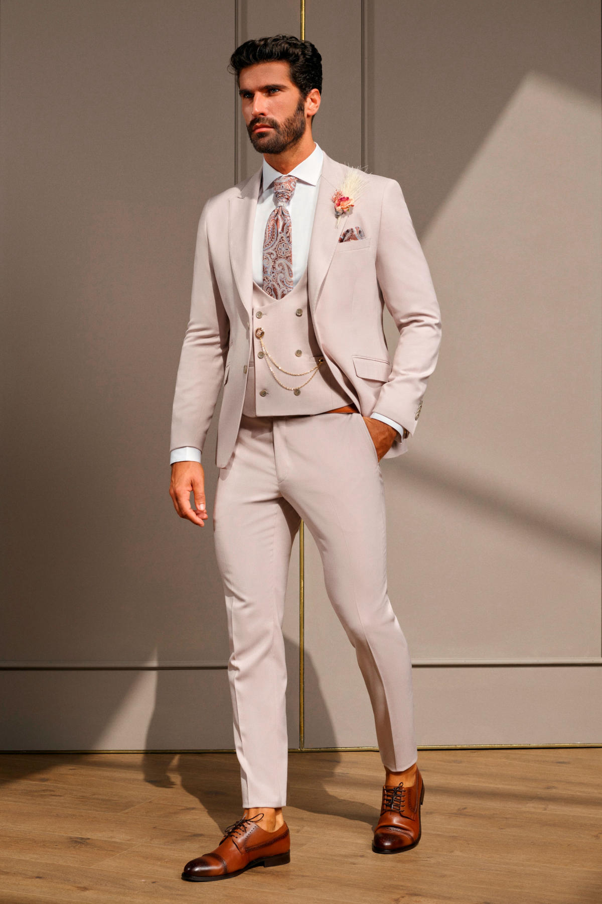  Produto: FATO20113, Categoria: Fatos de noivo, Ano: 2025, Marca João Vilas Boas