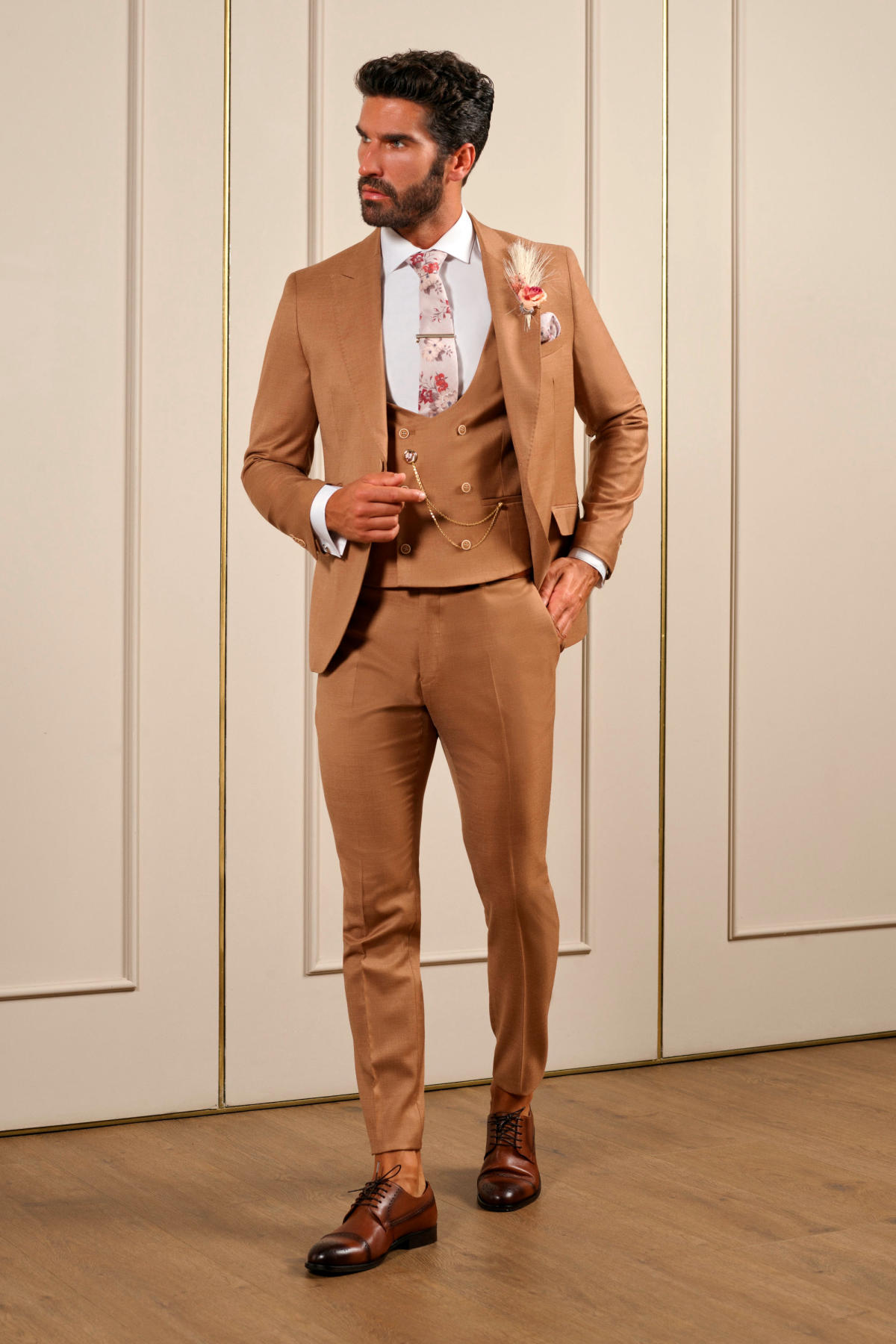  Produto: FATO20193, Categoria: Fatos de noivo, Ano: 2025, Marca João Vilas Boas