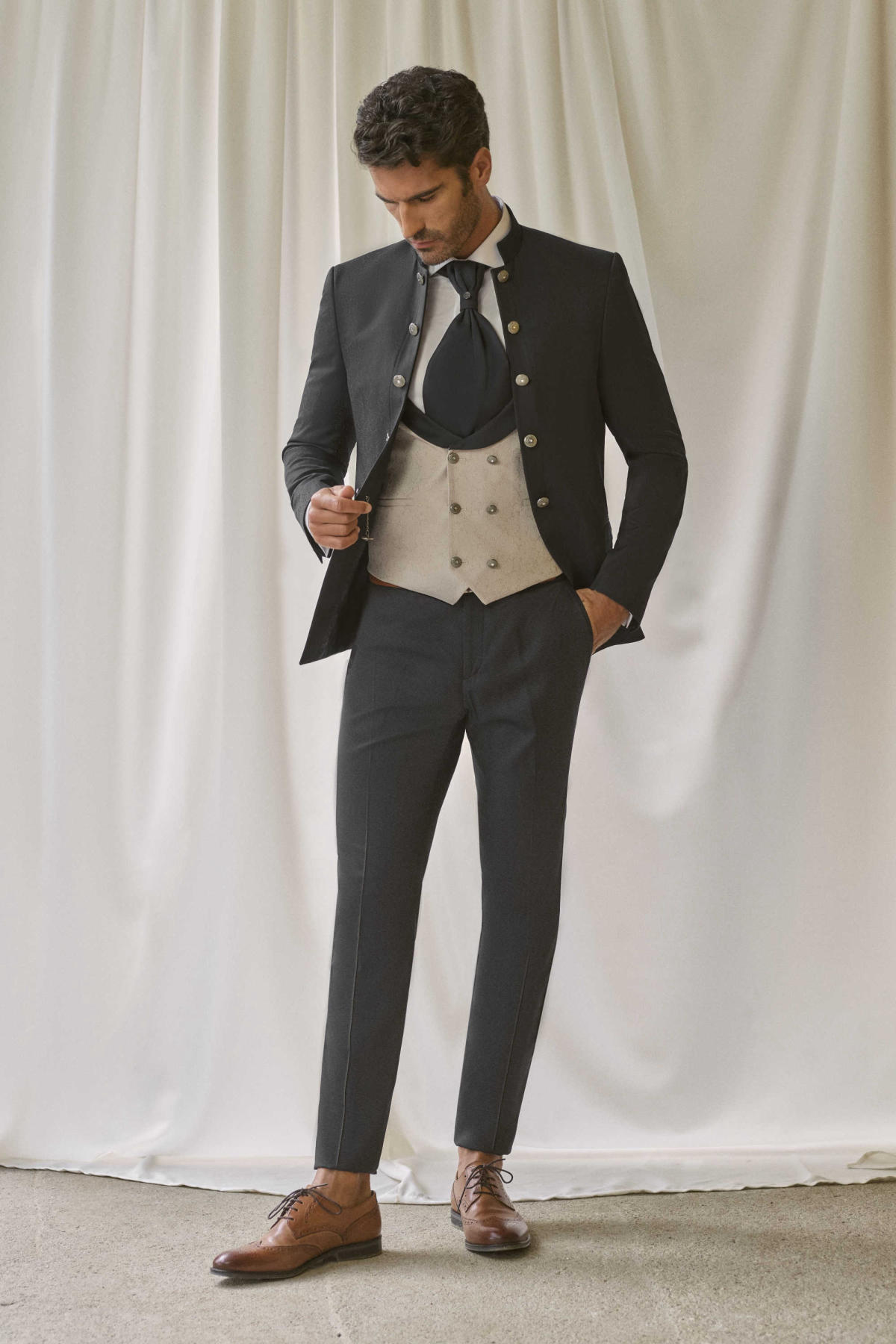  Produto: FATO20054, Categoria: Fatos de noivo, Ano: 2025, Marca joao-vilas-boas