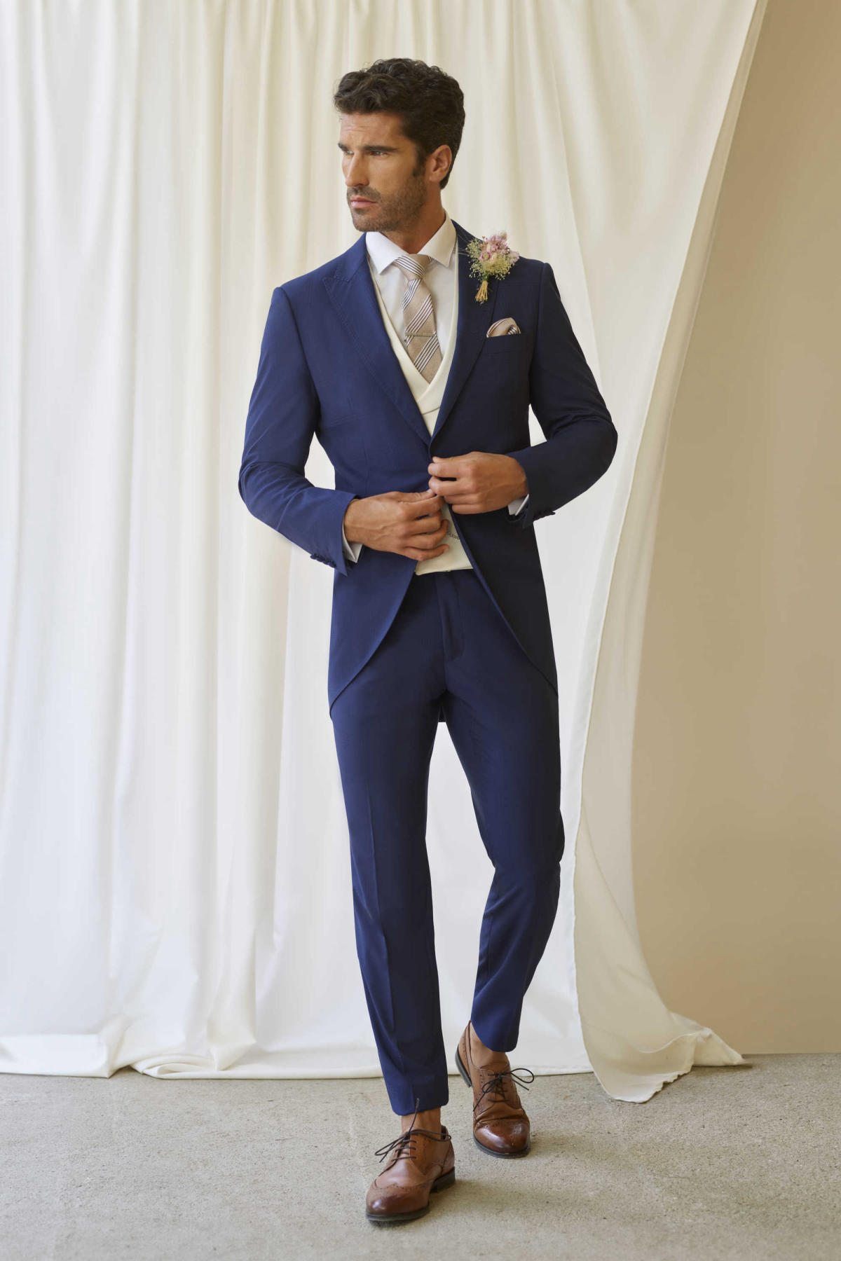  Produto: FATO20064, Categoria: Fatos de noivo, Ano: 2025, Marca joao-vilas-boas