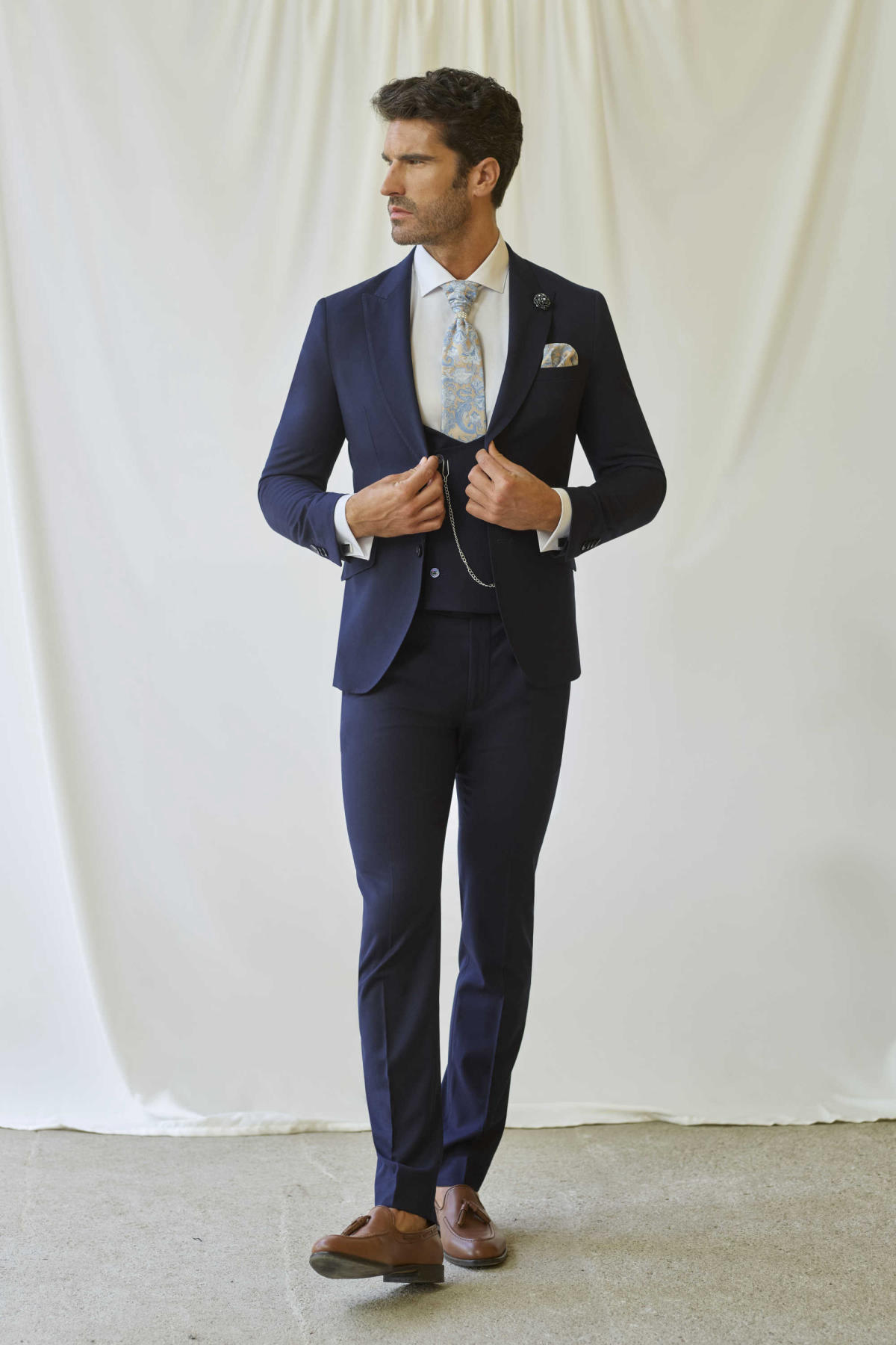  Produto: FATO20114, Categoria: Fatos de noivo, Ano: 2025, Marca João Vilas Boas