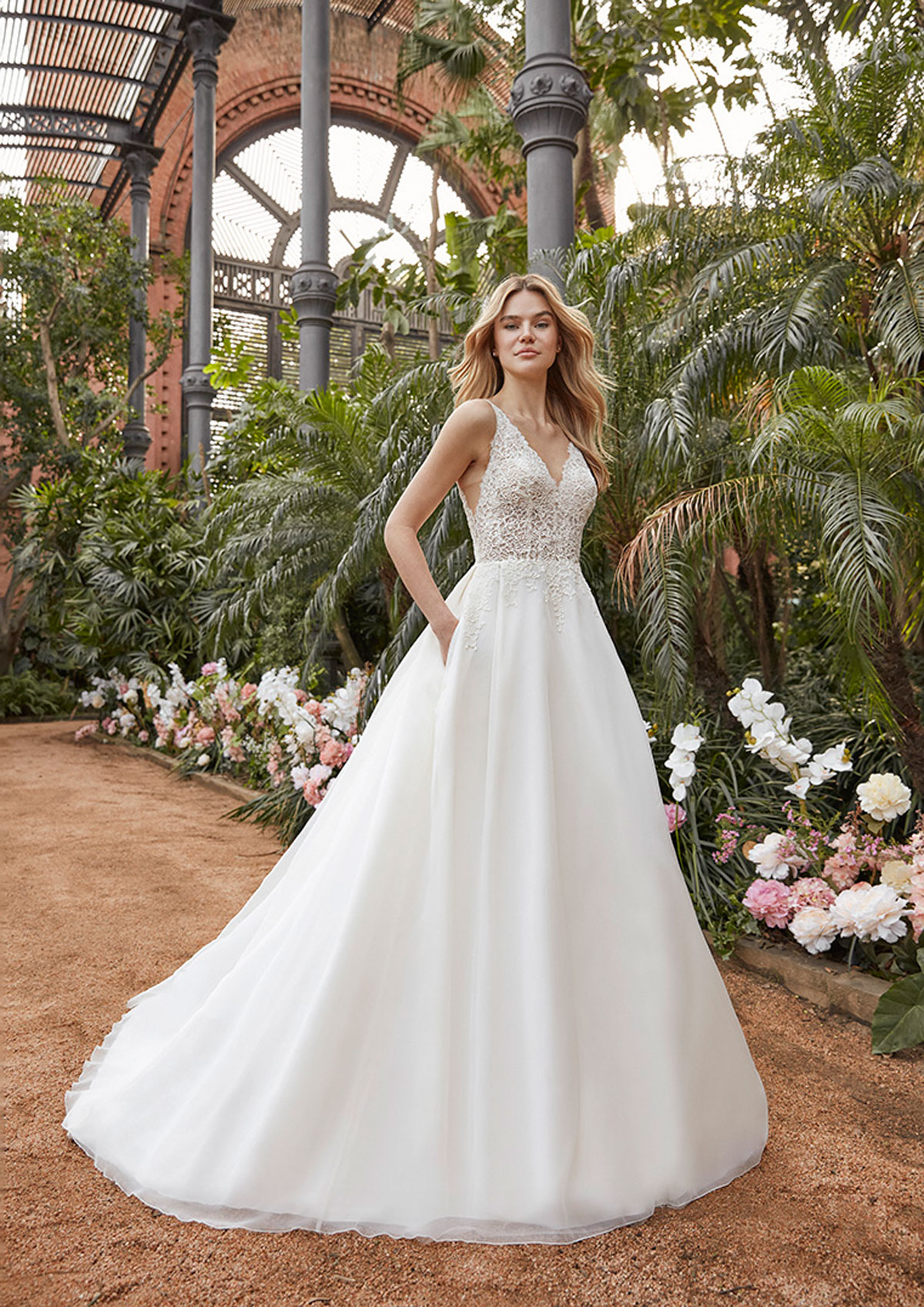 Produto: Maranta, Categoria: Vestidos de Noiva, Ano: 2021, Marca san-patrick