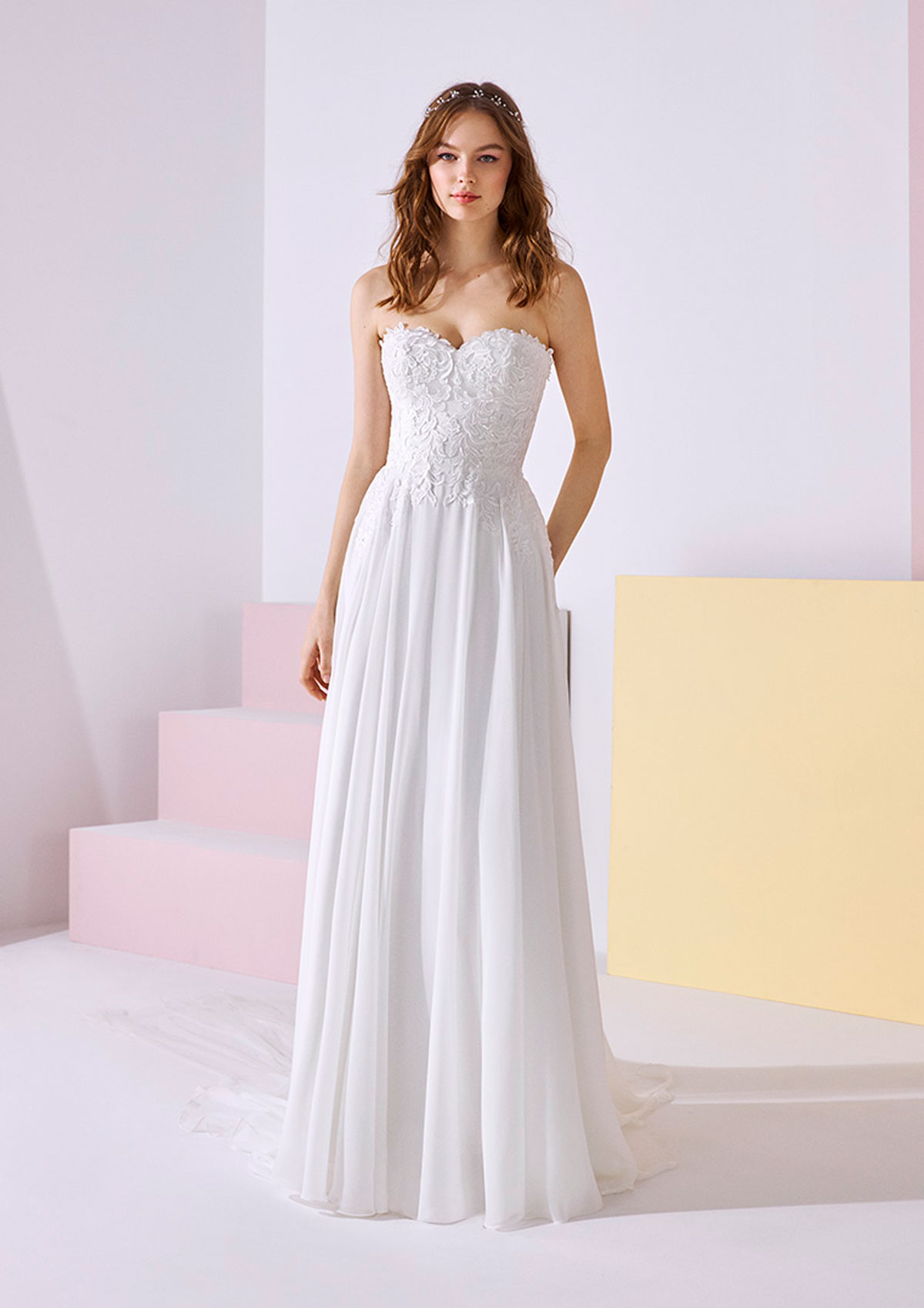 Produto: Amara, Categoria: Vestidos de Noiva, Ano: 2020, Marca White One
