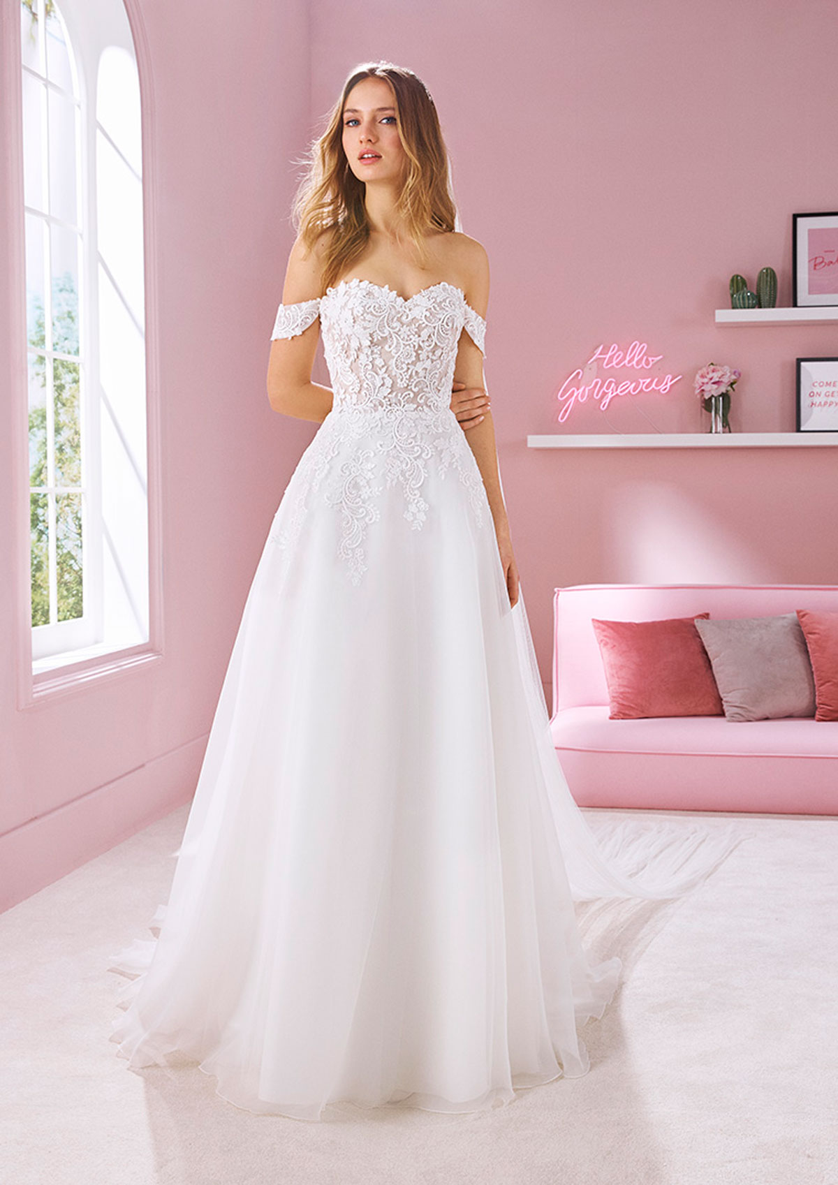  Produto: Dua, Categoria: Vestidos de Noiva, Ano: 2020, Marca White One