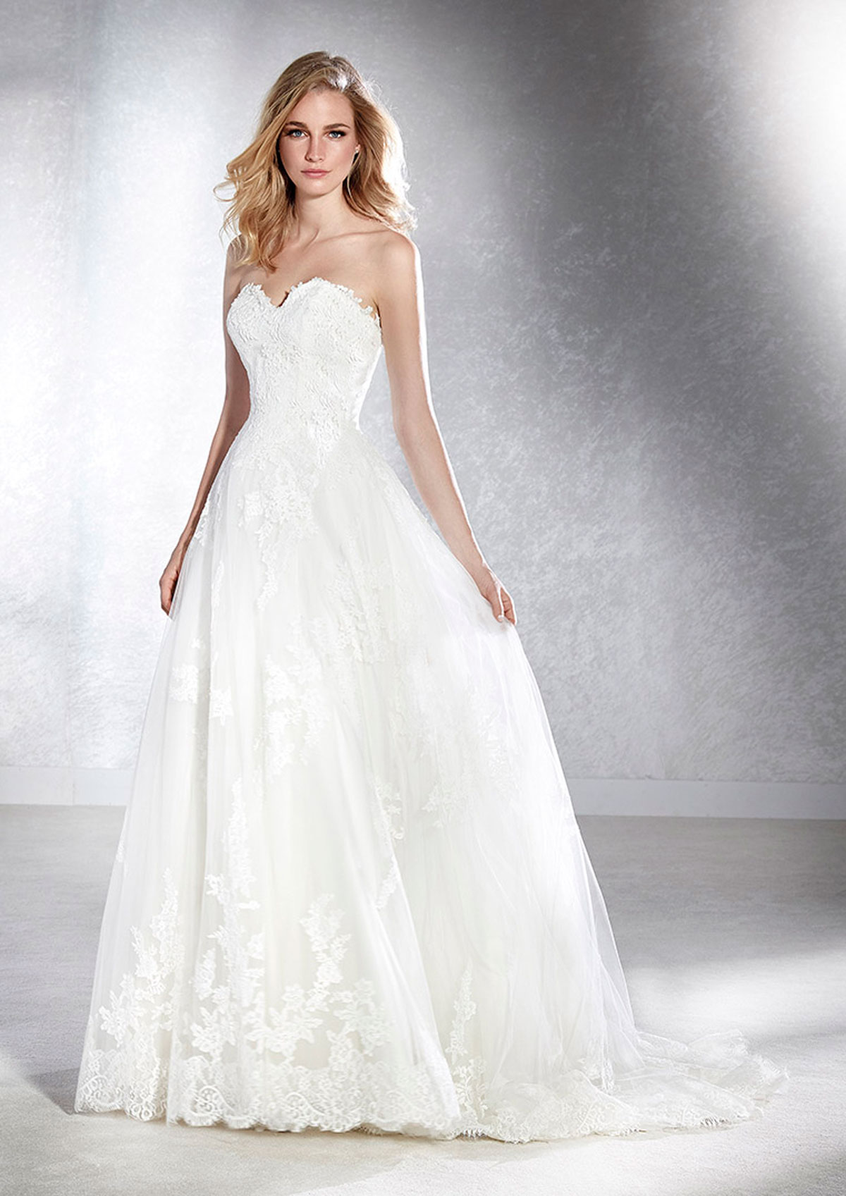  Produto: Fabiela, Categoria: Vestidos de Noiva, Ano: 2020, Marca White One
