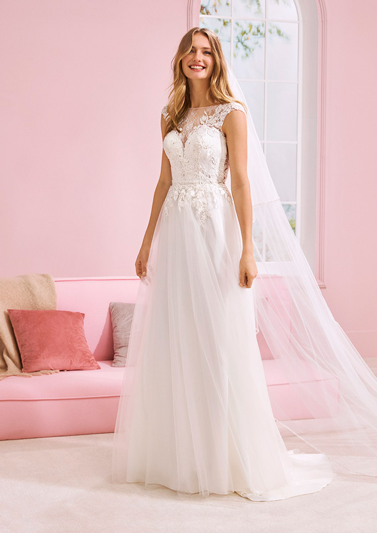  Produto: Jade, Categoria: Vestidos de Noiva, Ano: 2020, Marca White One