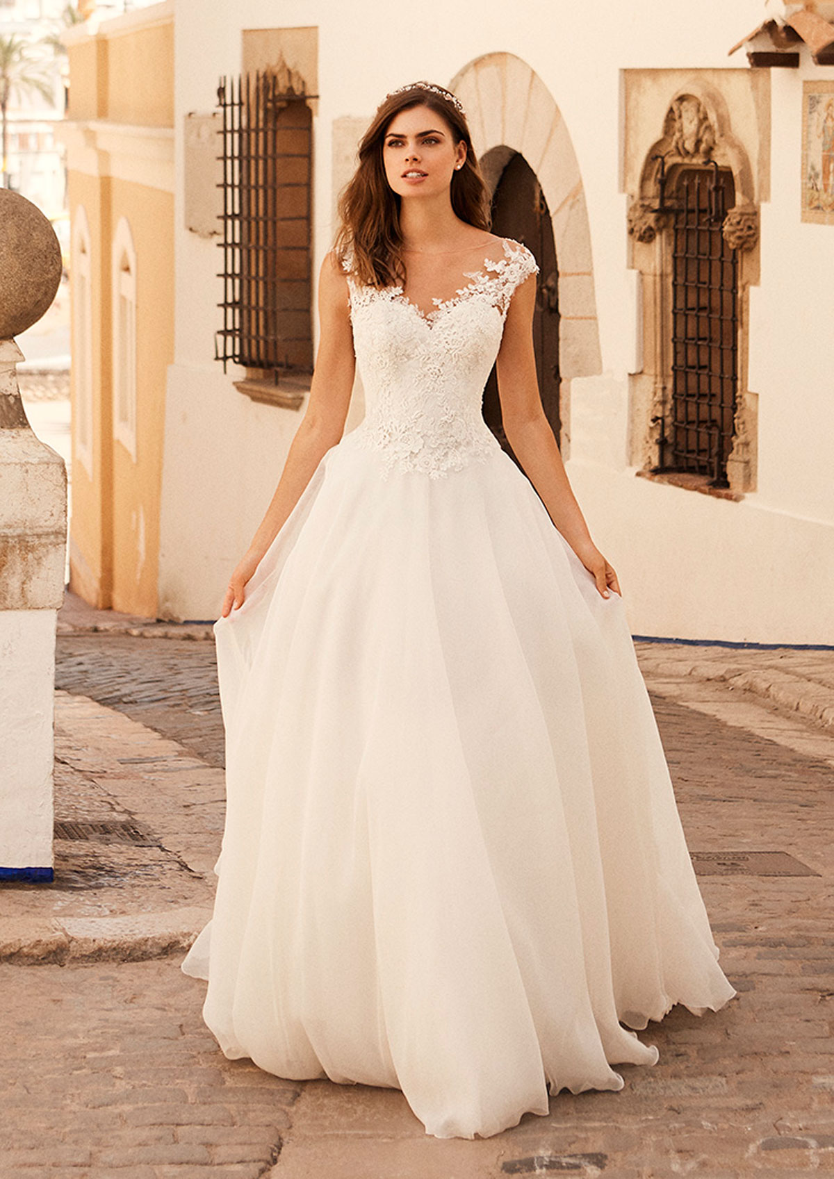 Produto: Jaz, Categoria: Vestidos de Noiva, Ano: 2020, Marca White One