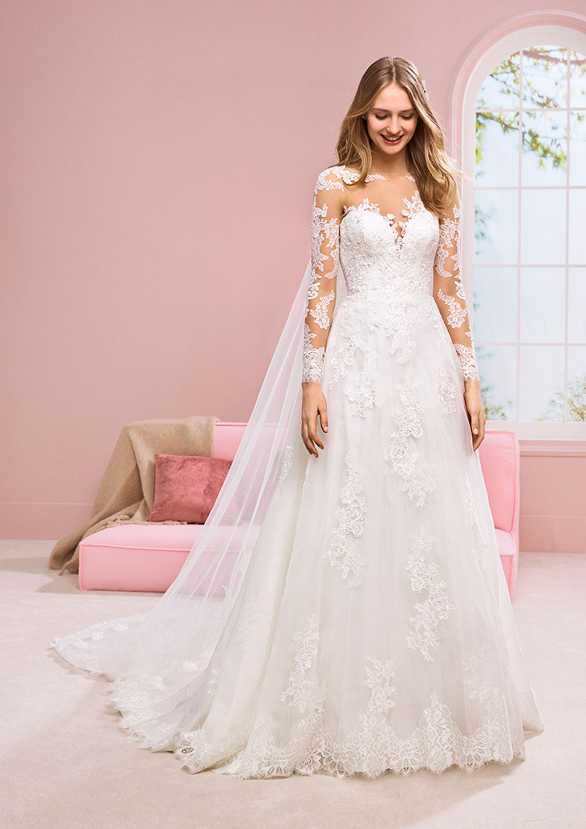  Produto: Rukshana, Categoria: Vestidos de Noiva, Ano: 2020, Marca White One