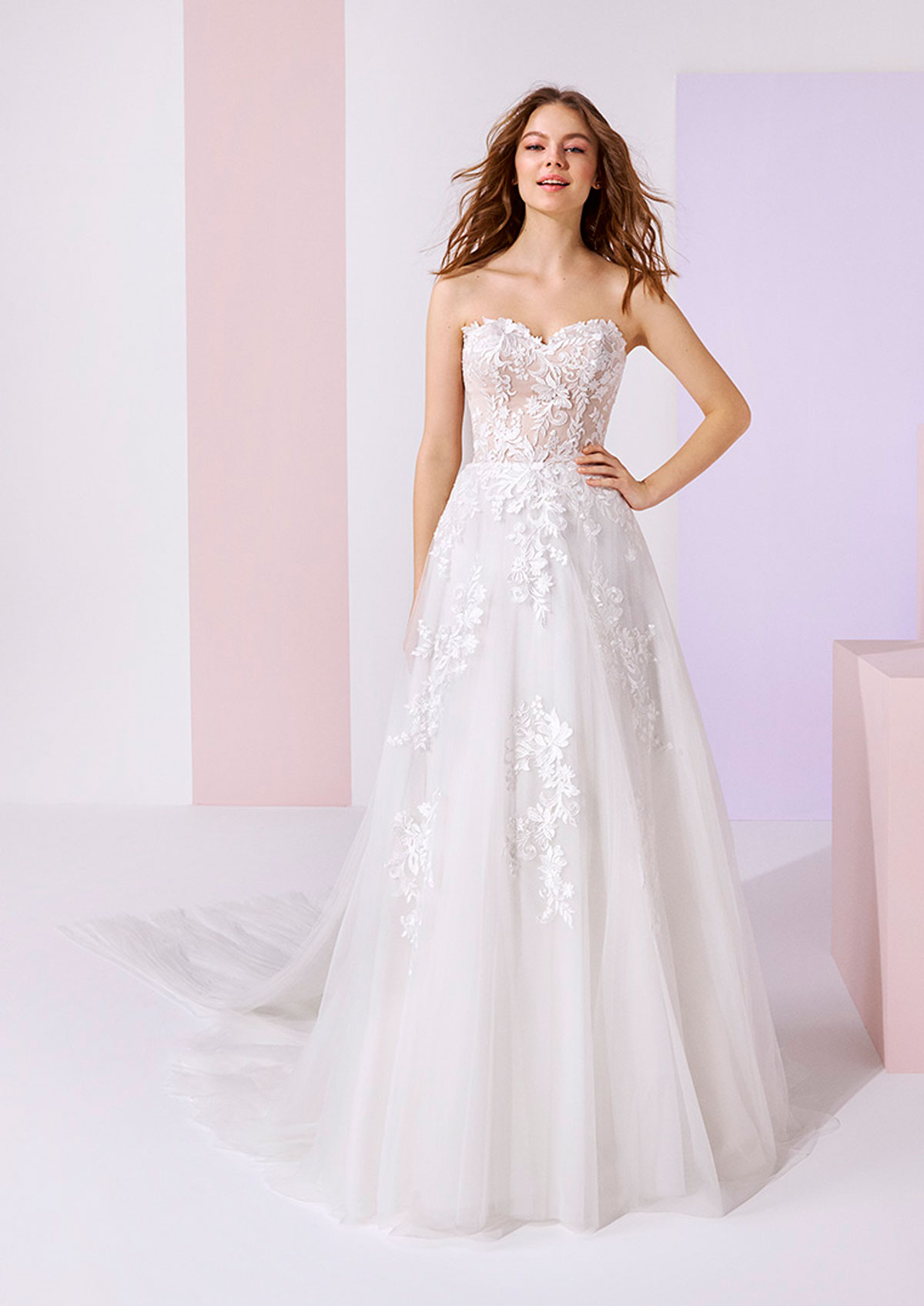 Produto: Vera, Categoria: Vestidos de Noiva, Ano: 2020, Marca White One
