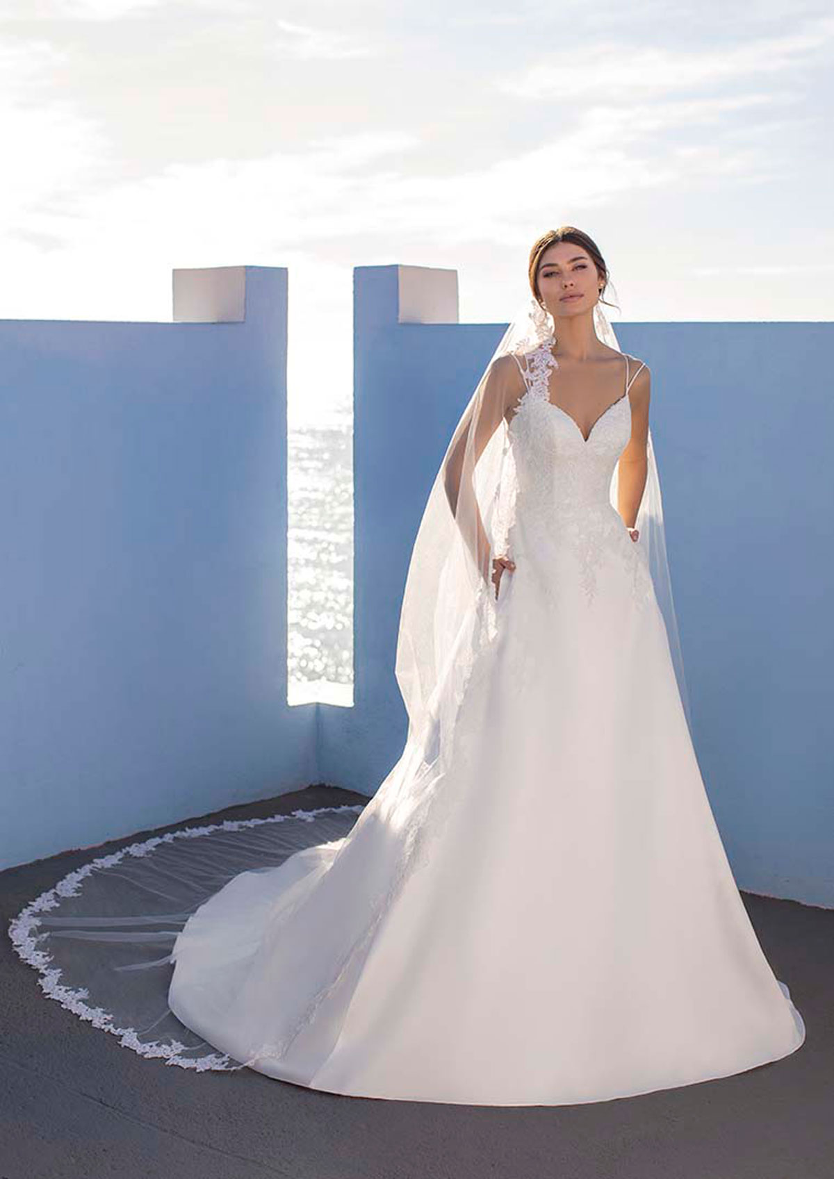  Produto: Carmine, Categoria: Vestidos de Noiva, Ano: 2021, Marca White One