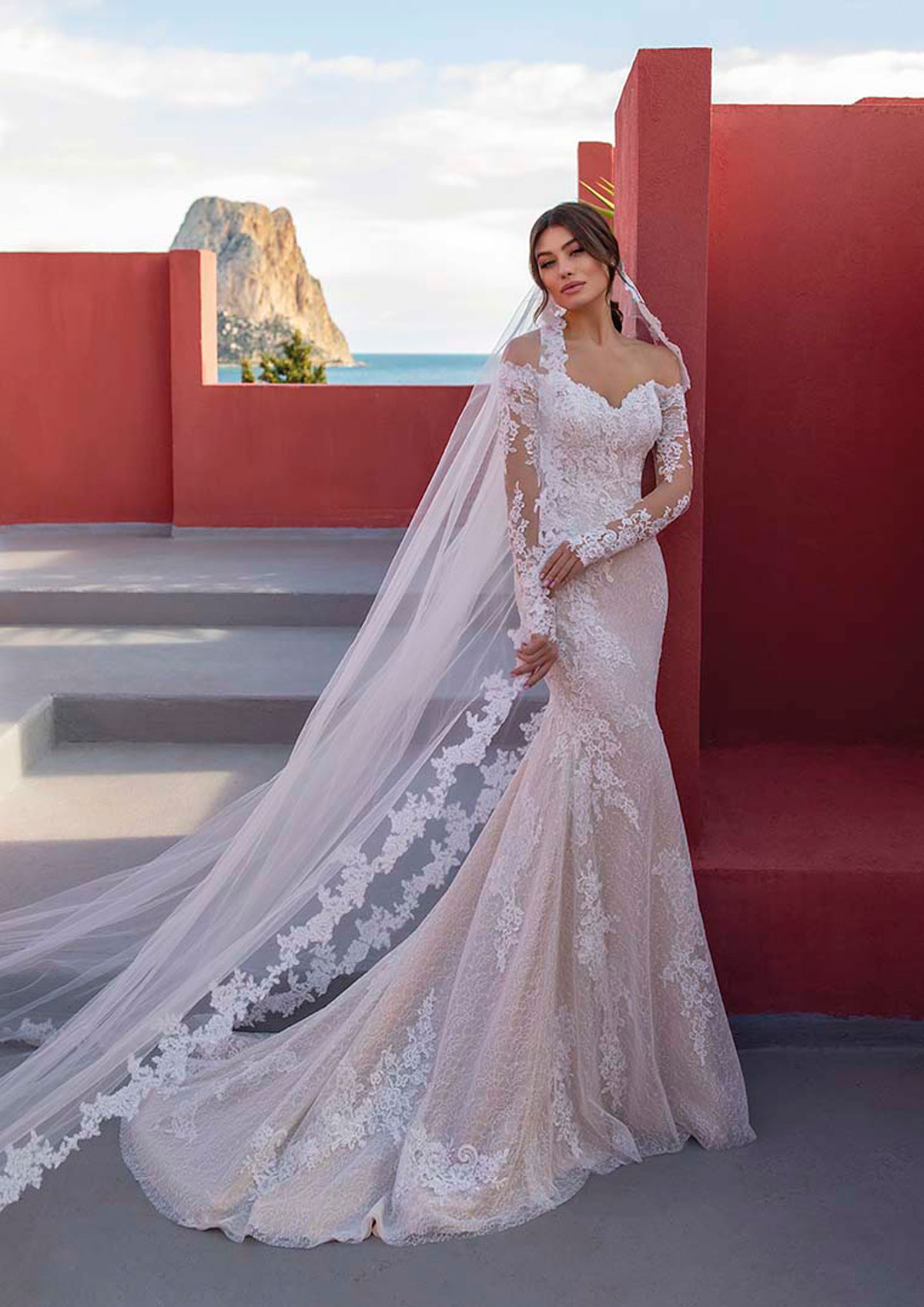  Produto: Lily, Categoria: Vestidos de Noiva, Ano: 2021, Marca White One