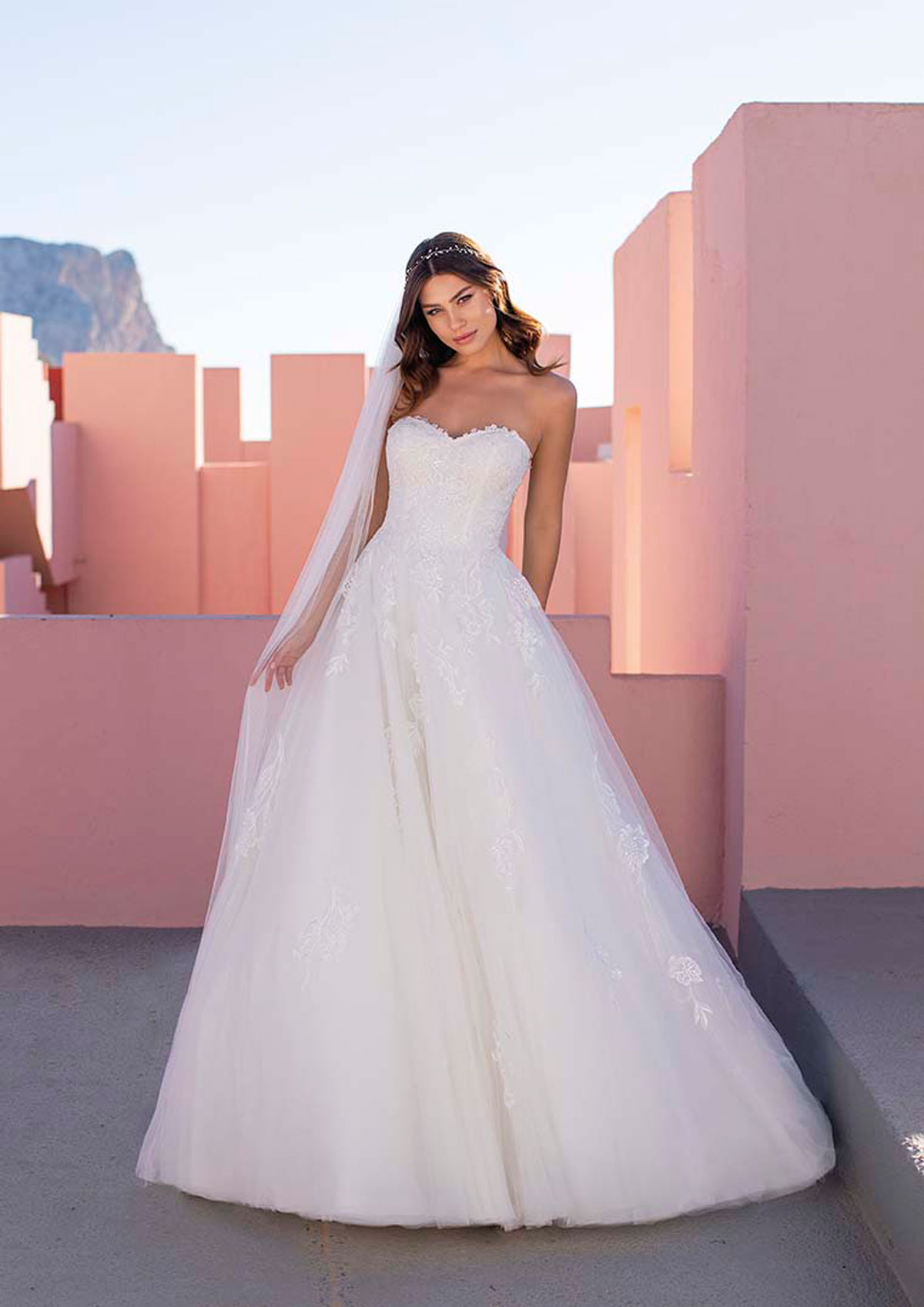  Produto: Nettle, Categoria: Vestidos de Noiva, Ano: 2021, Marca White One