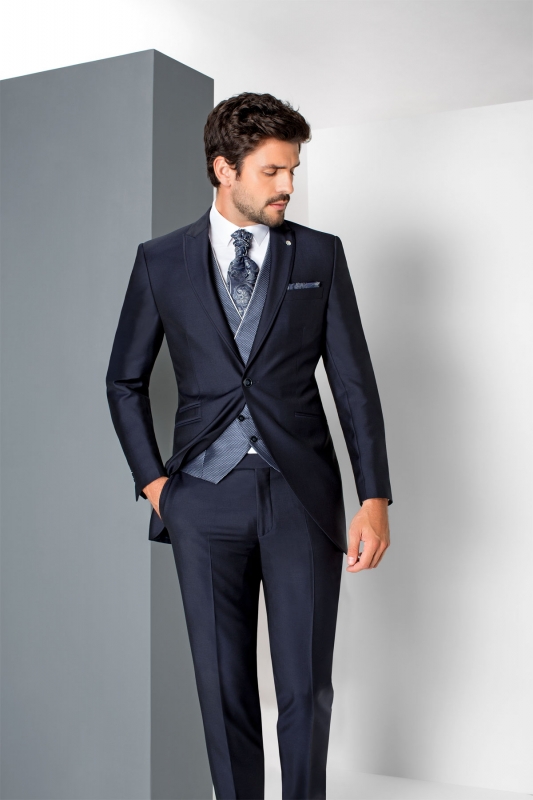  Produto: COR 2 Eternal, Categoria: Fatos de noivo, Ano: 2019, Marca Roberto Vicentti