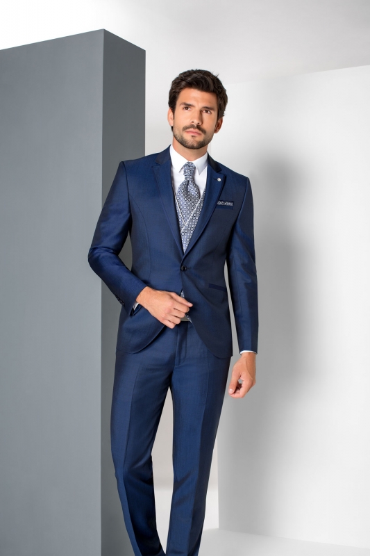  Produto: COR 4 Eternal, Categoria: Fatos de noivo, Ano: 2019, Marca Roberto Vicentti