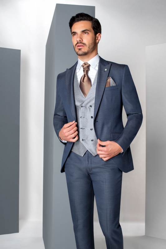  Produto: COR 16 Eternal, Categoria: Fatos de noivo, Ano: 2019, Marca Roberto Vicentti