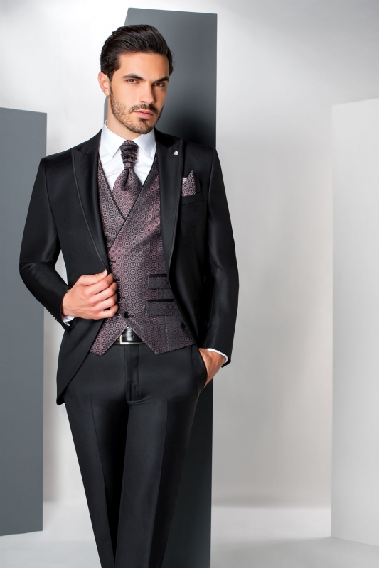  Produto: COR 19 Eternal, Categoria: Fatos de noivo, Ano: 2019, Marca Roberto Vicentti