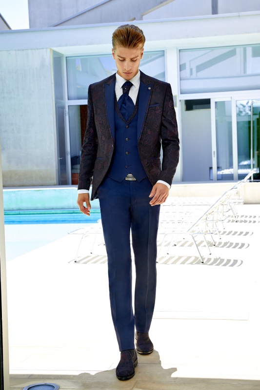  Produto: COR 46 Trend, Categoria: Fatos de noivo, Ano: 2019, Marca Roberto Vicentti