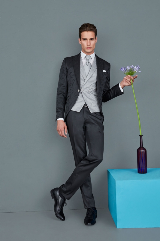  Produto: COR 8 Cerimonia, Categoria: Fatos de noivo, Ano: 2019, Marca Thomas Pina