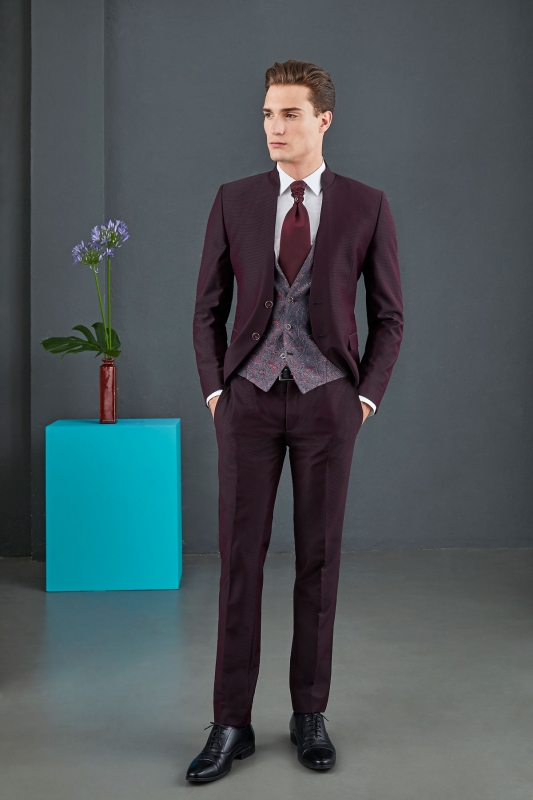  Produto: COR 23 Cool, Categoria: Fatos de noivo, Ano: 2019, Marca Thomas Pina