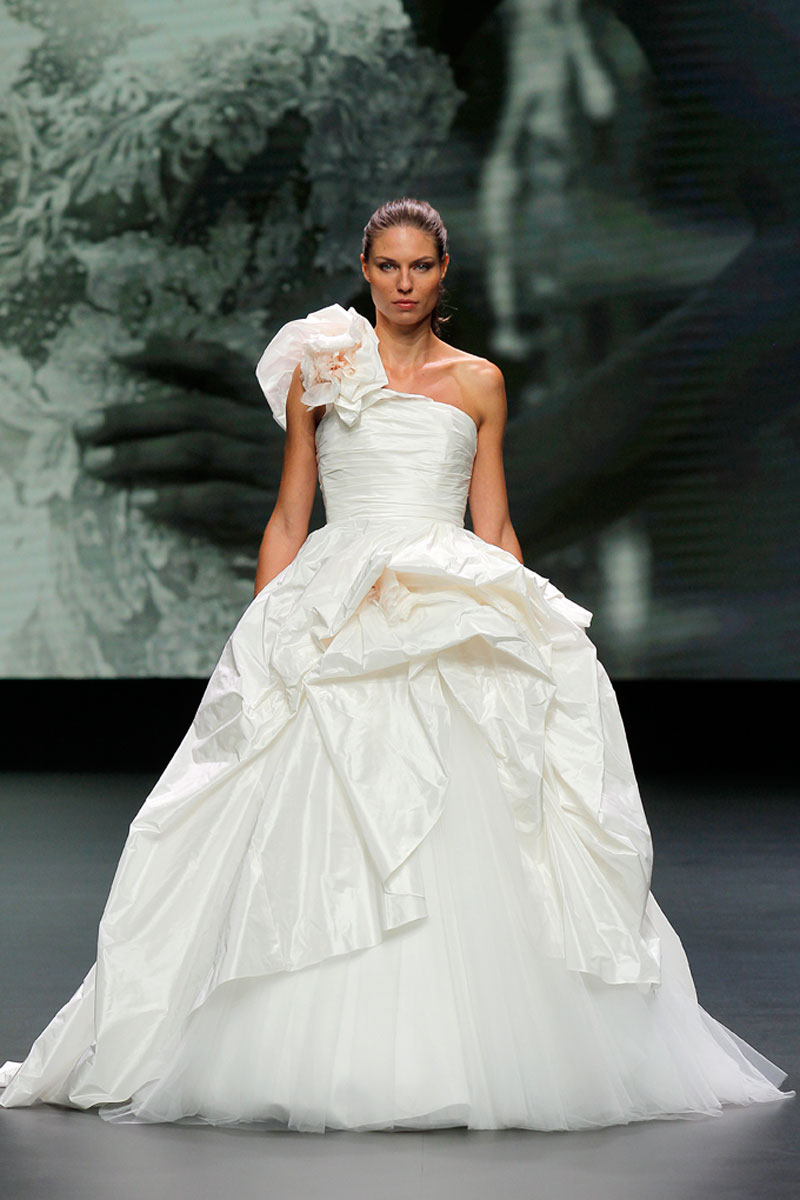 Imagem do Post: VBBFW20 Valentini da categoria Feiras e Eventos de Casamento