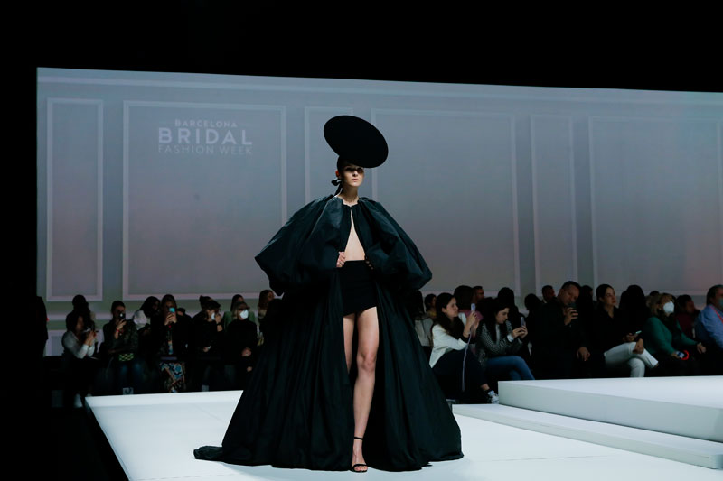 Post do Blog: Barcelona Bridal Fashion Week'22 - Imagem de Destaque