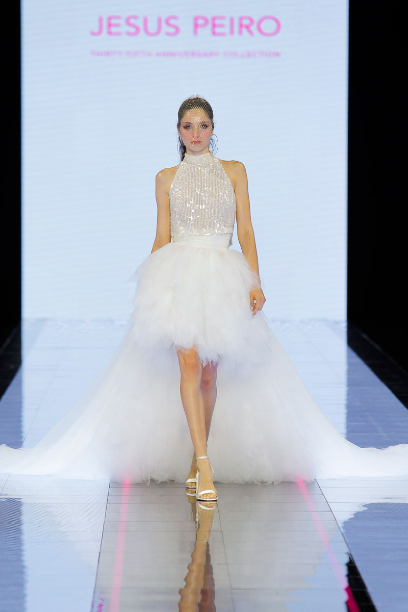 Imagem do Post: Jesus Peiro 2024 da categoria Vestidos de Noiva