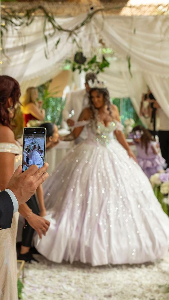 Imagem do casamento de Sara e Rola